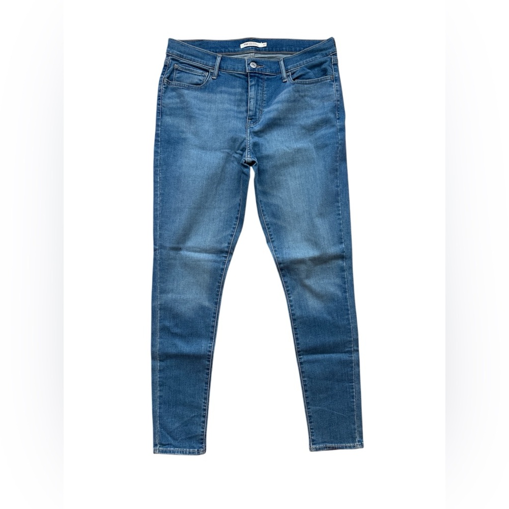 Levi Women’s Super Skinny Jeans